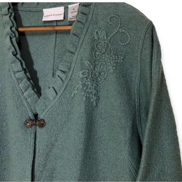 Womens Wool Jacket/Sweater - Picture 2 of 4